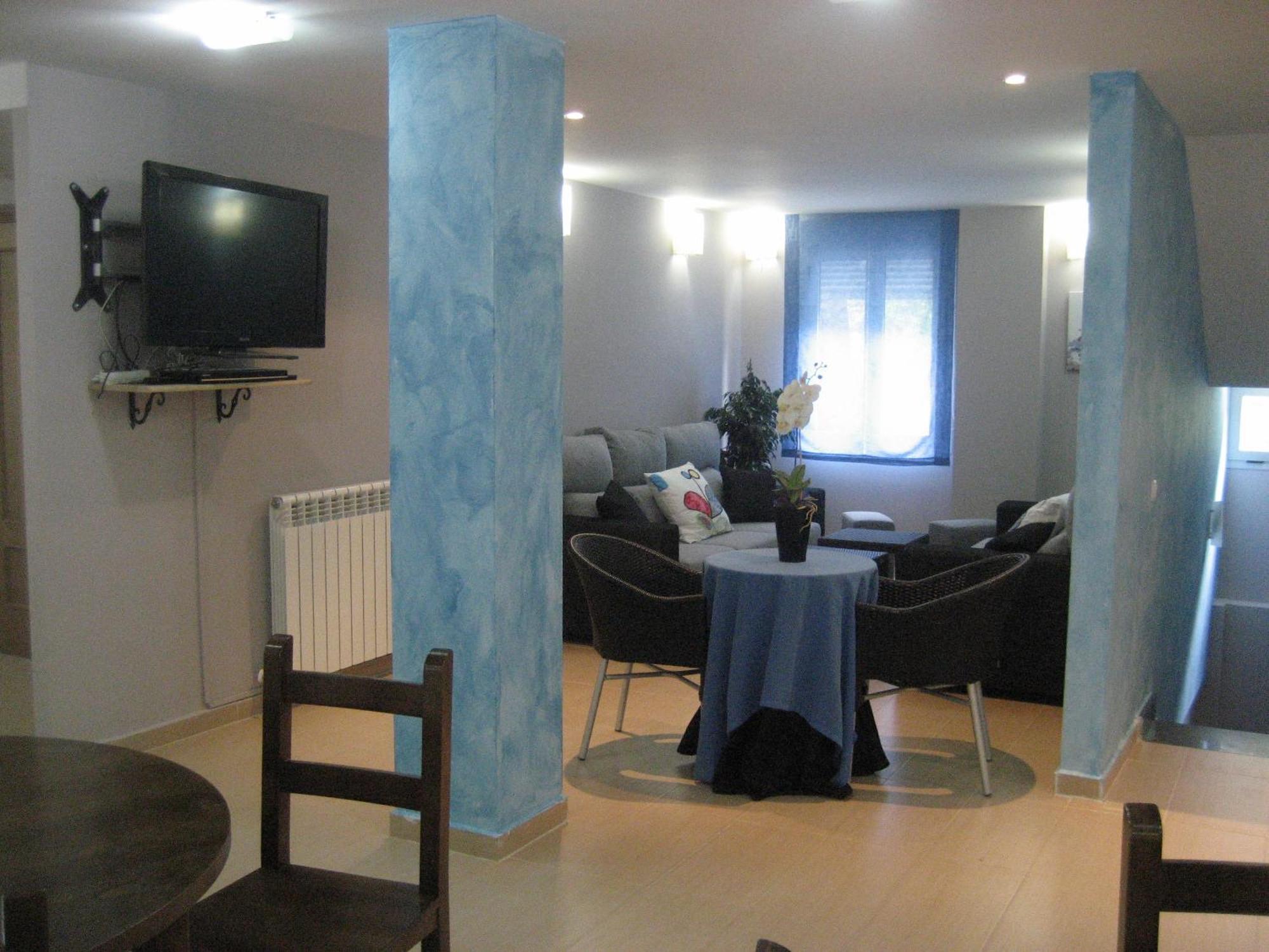 Hostel Turistico Rio Aragon