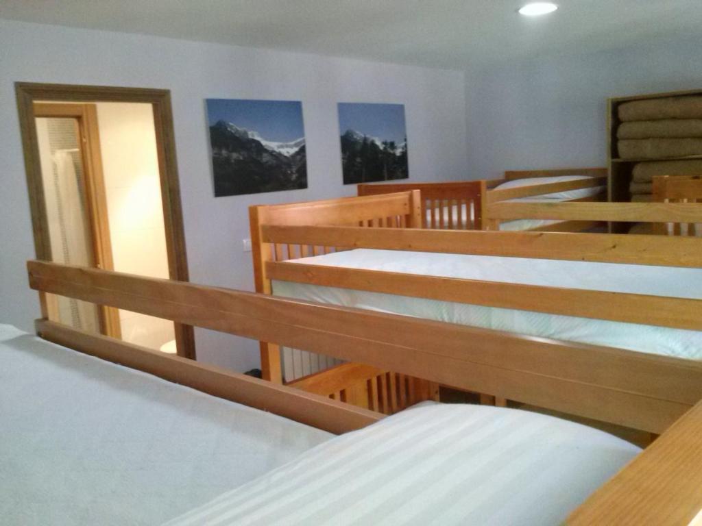 Turistico Rio Aragon Hostel *